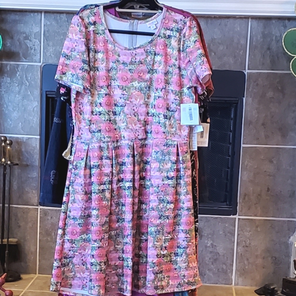 LuLaRoe 3XL Amelia Dress Floral & Stripes- NWT